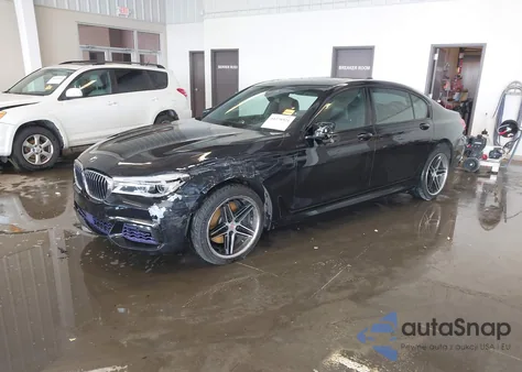 2017 BMW 750I xDrive z USA, uszkodzony, nr VIN WBA7F2C54HG421770